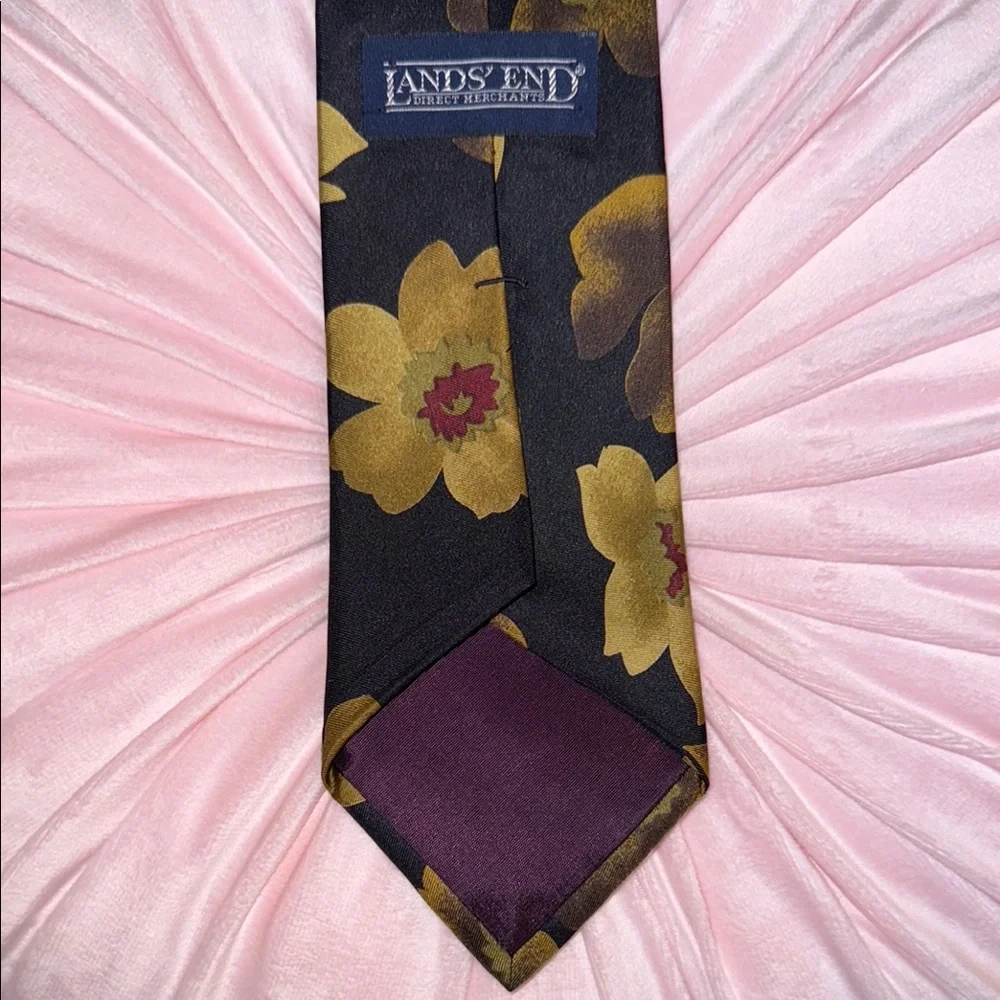 LANDS’ END Direct Merchant Men’s Necktie - 100% Silk Men's Tie - EUC - Picture 5 of 7